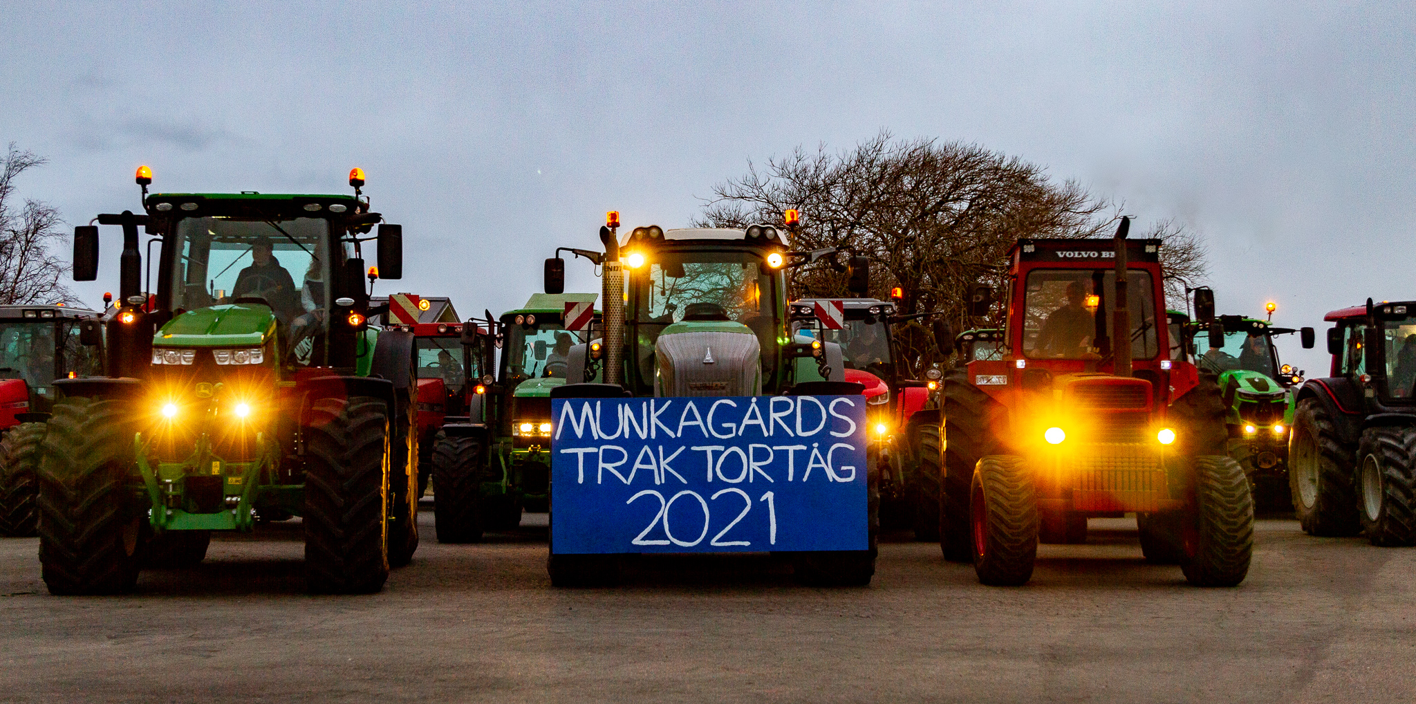 Du visar för närvarande Munkagårdsgymnasiets Traktortåg 2021